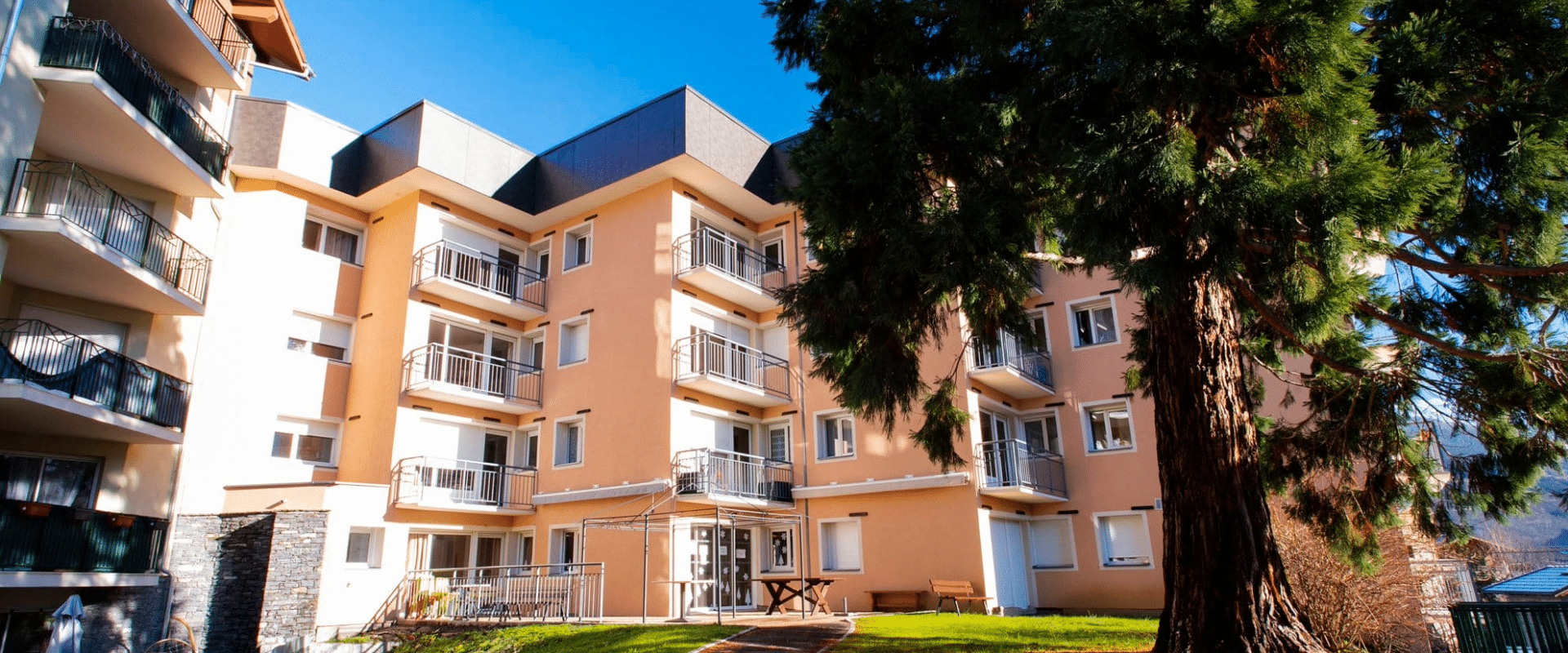 Rénovation en site occupé, la roselière bourg saint maurice